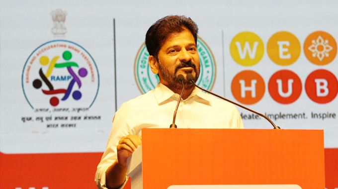  మహిళలు కోటీశ్వరులు కావాలనేదే మా లక్ష్యం : సీఎం రేవంత్‌