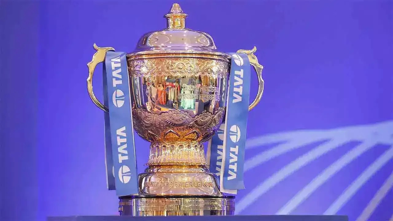 ఇదేందయ్యా ఇది.. ఒక్క టీం గెలుపుతో ప్లేఆఫ్స్‌ గూటికి చేరిన మూడు జట్లు! MI కి ఆ రెండు మ్యాచ్ లు కీలకం!