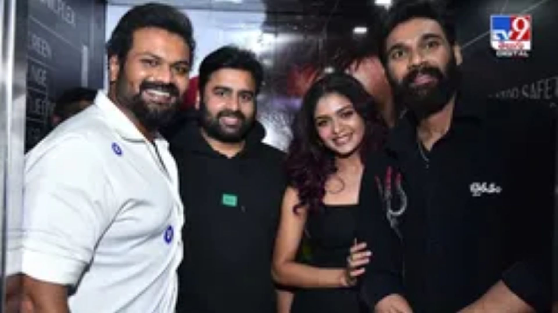 విషయం ఏదైనా.. నేను నీకు తోడుంటా బాబాయ్‌ మనోజ్‌కు నారా వారి అండ